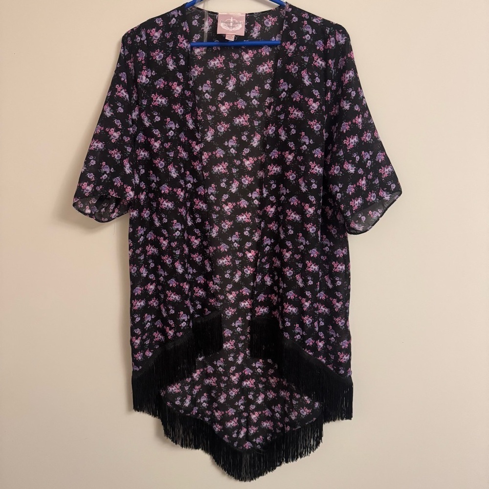 Romeo & Juliet Floral and Fringe Open Front Kimono Robe - Women’s Small - Medium